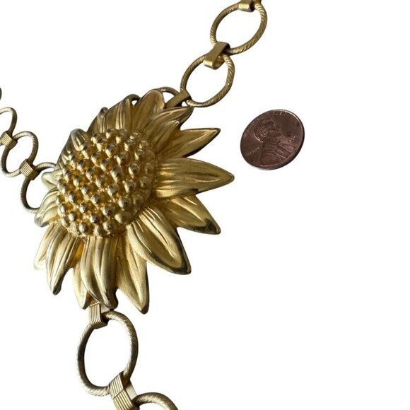 Vintage 80's chunky gold sunflower chain belt One size fits all - Picture 7 of 9